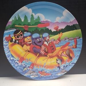 McDonalds 1998 Collectors 9.5" Plate ( Plastic)